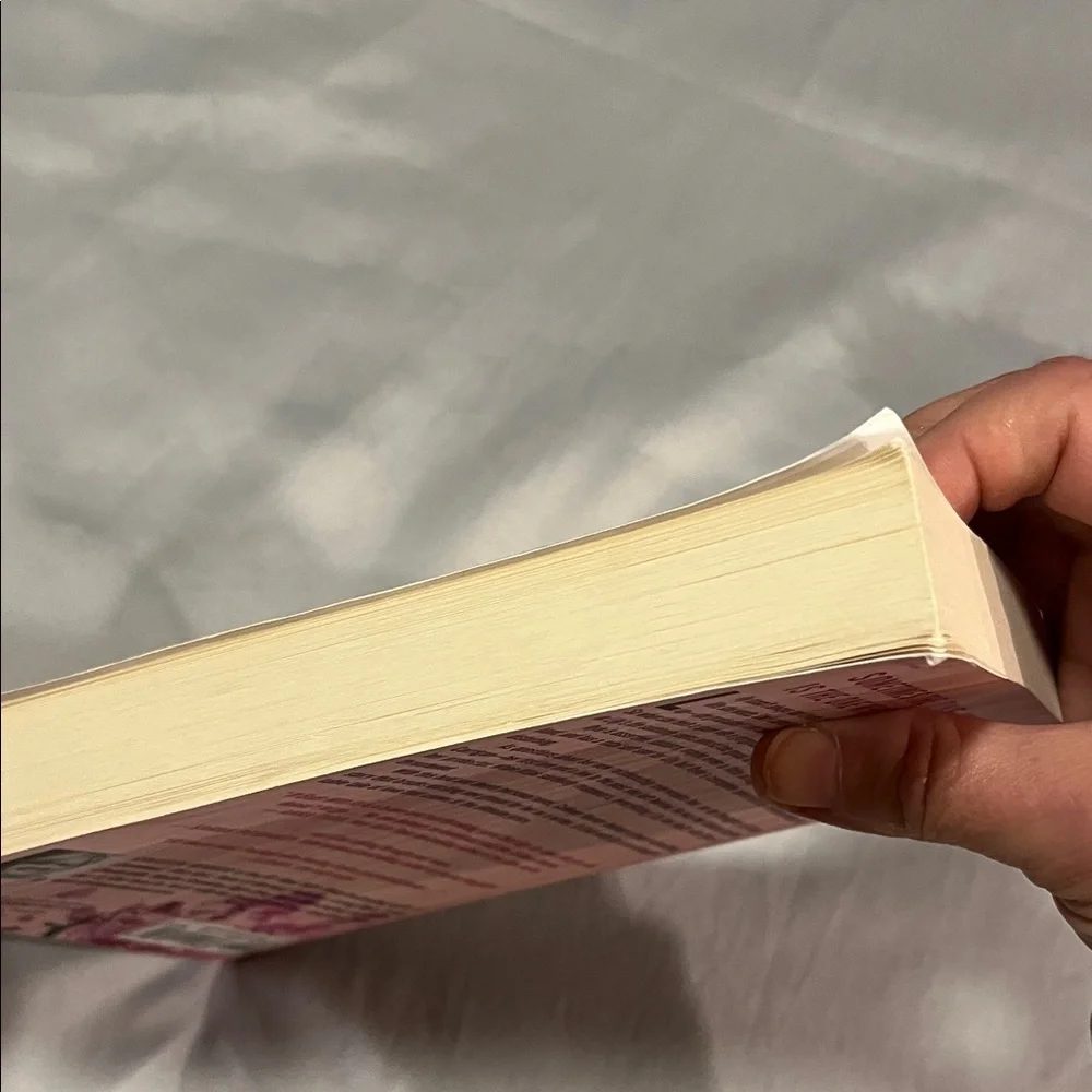IT ENDS WITH US Paperback Book Colleen Hoover Pink Cover Romance Bestseller